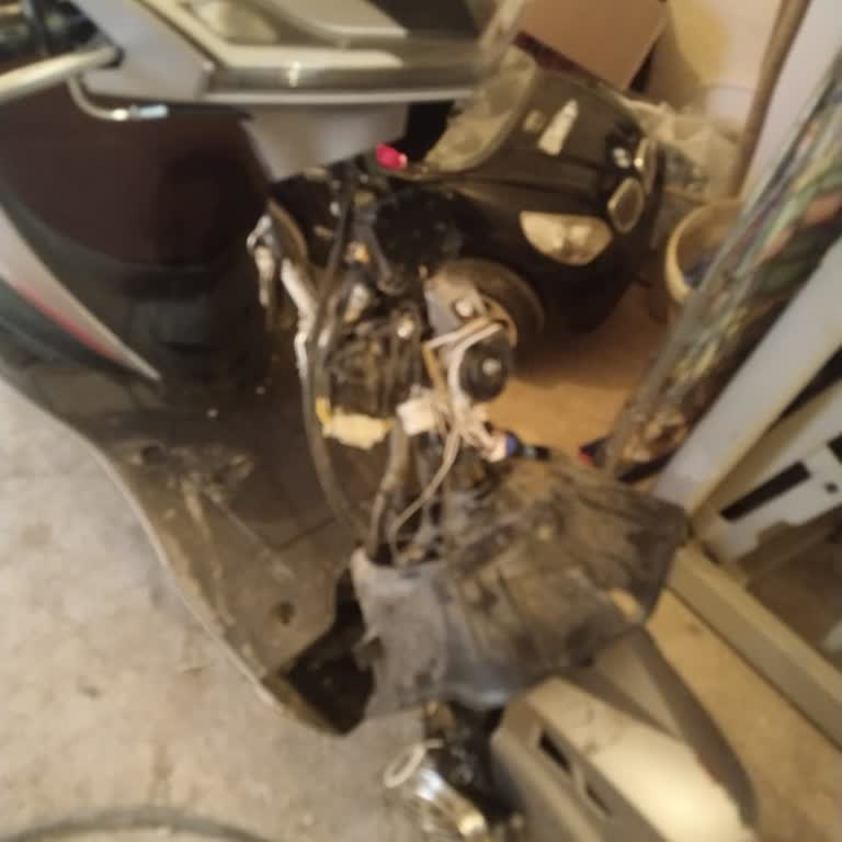 Üç Ay Bekleyen Yedek Parça Motosikletimi Kullanılamaz Hale Getirdi
