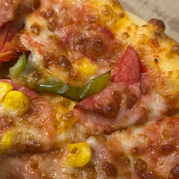 Gecikmeli Teslimat, Soğuk Ve Kıl İçeren Pizza, Cevapsız Müşteri Hizmeti