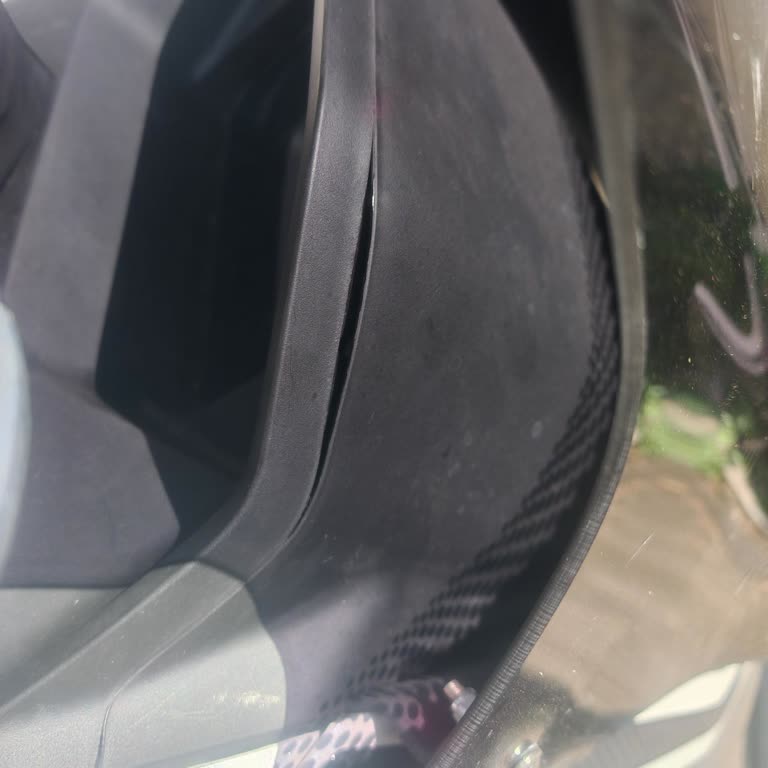 Honda PCX Ekran Bağlantı Noktalarının Açılması Garanti Kapsamında Değiştirilmesi Talep Ediyorum