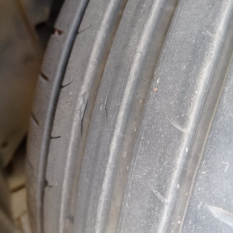Goodyear Eagle Sport Lastiklerde Erken Çatlak Ve Garanti Talebi