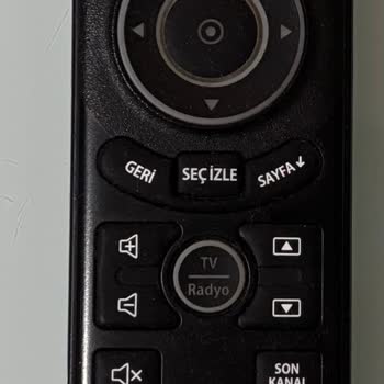 Kablo TV Kumandası Pil Ömrü Bir Gün, Ücretsiz Değişim Talebi