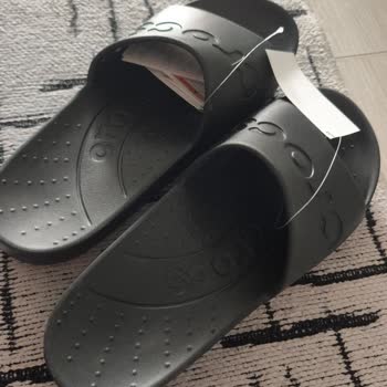 Deichmann'da 7 Dakikada Yara Yapan Crocs Terlik İade Reddi