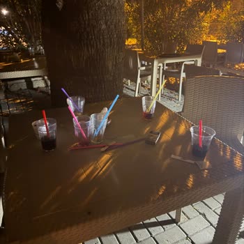 Kuşadası Sentinus Hotel’de Aşırı Hijyen Sorunları Ve Hizmet Eksikliği