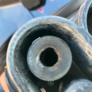 ZES Şarj İstasyonunda Arızalı Soket Tesla Şarj Portunu Eritti, 21 Gün Kullanılamazlık Ve Maliyet