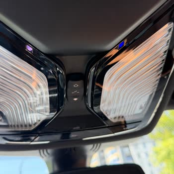 BMW 5.20i İç Trimde Boya Soyulması Ve Kalite Hayal Kırıklığı