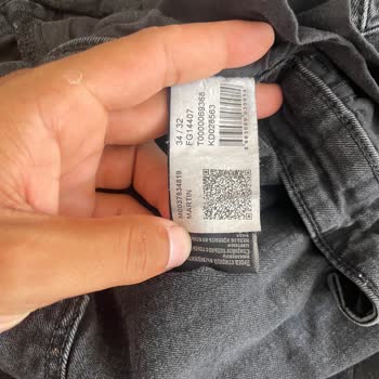 Mavi Jean Pantolonlarda Sistematik Üretim Hatası İddiası