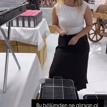 Viva AVM’de İndirimli Ürünlerin Saklanması Ve Personelin Saygısız Tutumu