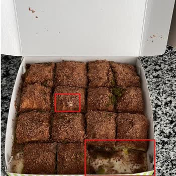Teslim Öncesi Kurye Baklavayı Yedi, Müşteri Tam İade Talep Ediyor