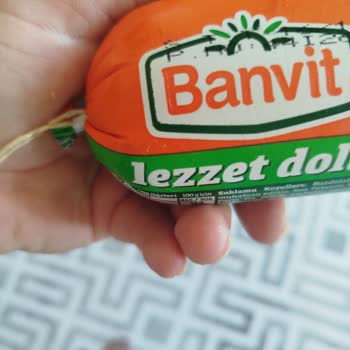 Banvit Salamda Tavuk Tüyü Çıktı Tüketiciyi Endişelendirdi