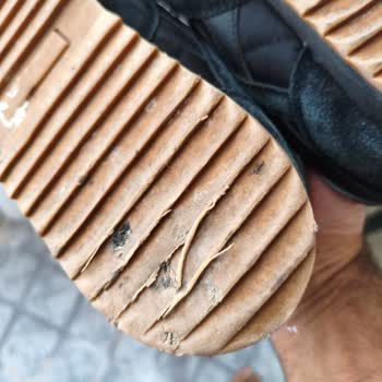 Defolu Reebok Ayakkabı Ve Yanıtsız İade Süreci Nedeniyle 550 TL Kayıp