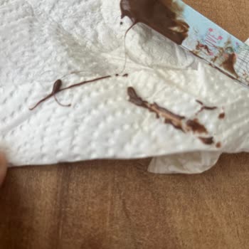Nutella Kavanozunda Kıl Bulunması Çocuk Sağlığına Tehdit