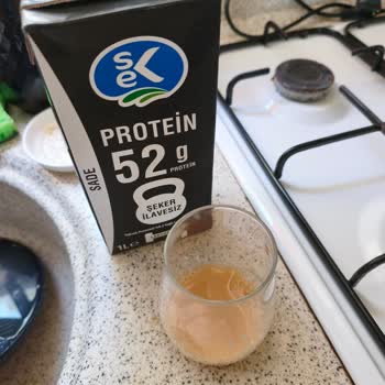 Carrefour’da Satın Aldığım Sek Protein Sütü Kahverengi Çıktı Ve Sağlık Endişesi