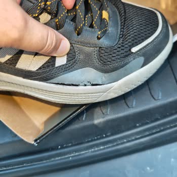 Skechers Ayakkabısının Sağ Tabanı Açıldı, Üretici Kusur Bulmadı