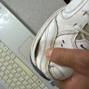 Nike Monarch Ayakkabısının Açılma Sorunu Ve Değişim Talebi