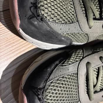 Skechers Ayakkabısında Hızlı Kumaş Açılması Ve Ciddiyetsiz Müşteri Desteği