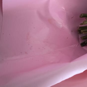 Sipariş Edilen Buket Görseldekiyle Uymadı, Kalitesiz Ve Müşteri Hizmetleri Cevapsız