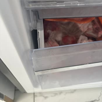 Beko B70530NE Dondurucu Çekmecesi Kırıldı, Garanti Kapsamında Değişim Talebi