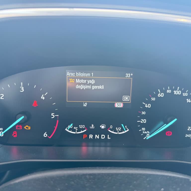 Yeni Ford Focus'ta Aşırı Yağ Değişimi Uyarısı Ve Yetkili Servisin İlgisiz Tutumu