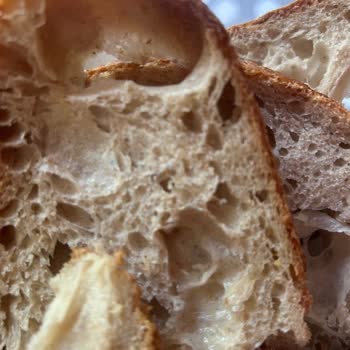 Vaat Edilen Koruma Sağlamayan Balmumu Ekmek Torbaları Ve Geciken Teslimat