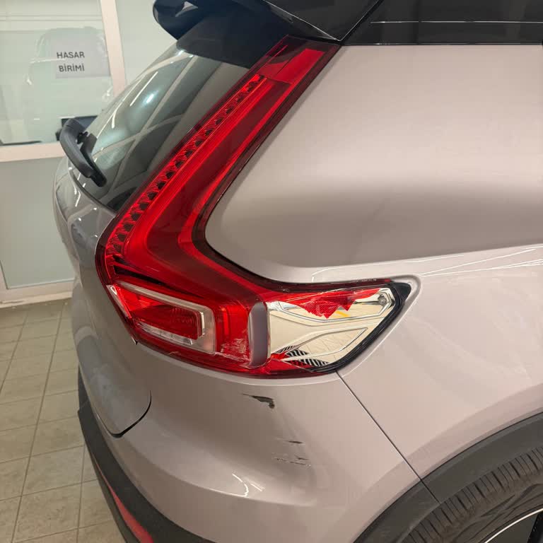 Arka Far Parçası Stokta Yok, Tamir Aylarca Sürüyor