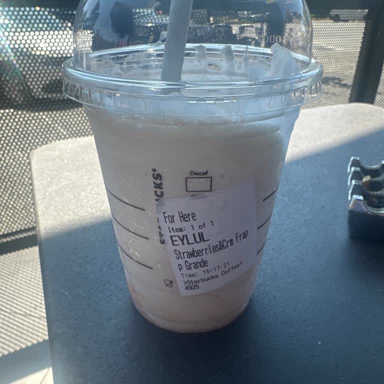 Starbucks Göktürk Şubesinde Yanlış Sipariş Düzeltmesi Ve Gecikmeli Servis