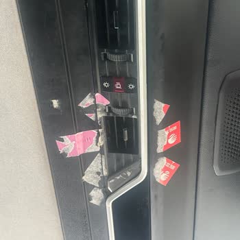 Klimasız, Havasız Ve Kötü Koku İçeren Yolculukta Kaba Personel Davranışı Nedeniyle Tam İade Talebi