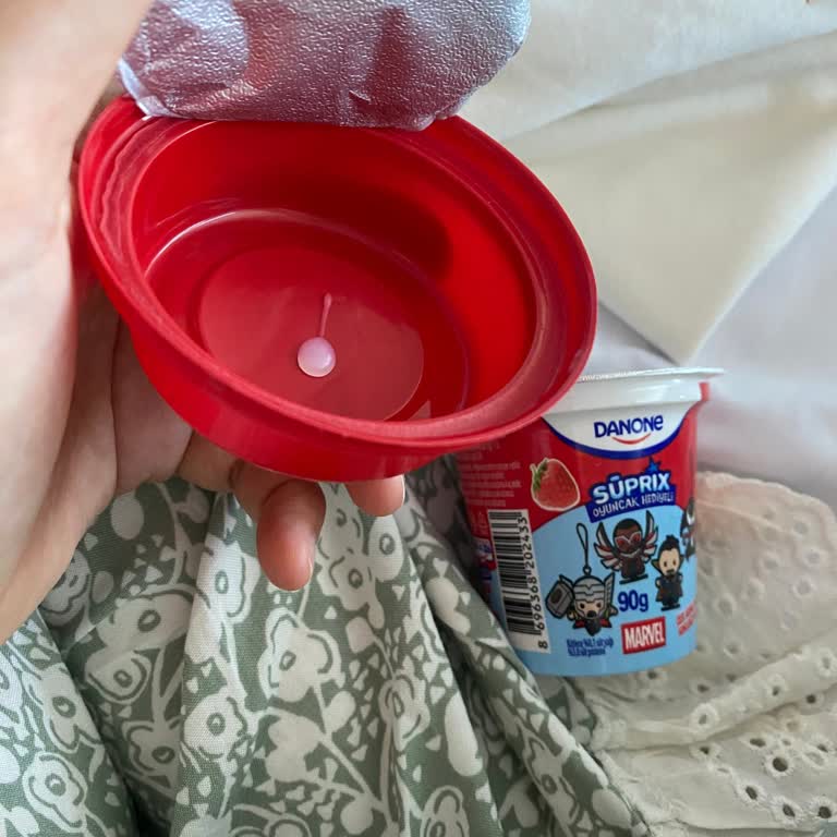 Danone Süprix Marvel Yoğurdu Oyuncak İçermiyor, Çocuğun Moralini Bozdu