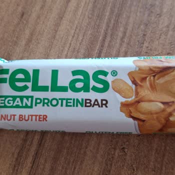 Son Kullanma Tarihi Silinmiş Ve Beyaz Oluşumlar İçeren Vegan Protein Bar Şikayeti