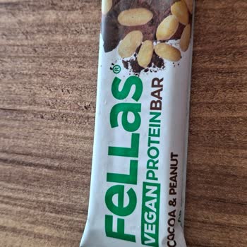 Son Kullanma Tarihi Silinmiş Ve Beyaz Oluşumlar İçeren Vegan Protein Bar Şikayeti