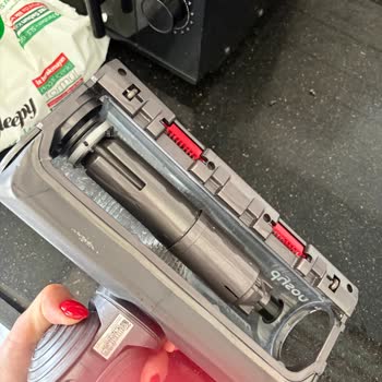 Dyson V15 Süpürge Başlığındaki Üretim Hatası Ve Garanti Dışı Müşteri Hizmeti Yaklaşımı
