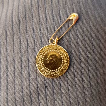 Altınbaş Şubesinde Sahte Çeyrek Altın Ve Bozulmuş Yüzük
