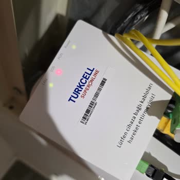 Superonline İnternet Kesintisi İçin Acil Çözüm Talep Ediyorum