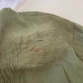 Lefties Mağazasında Satın Alınan Gömleğin Ütüde Yırtılması Ve İade Talebi