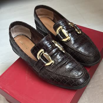 Hotiç Loafer Ayakkabısının Hızlı Bozulması Ve Mağaza İlgisizliği