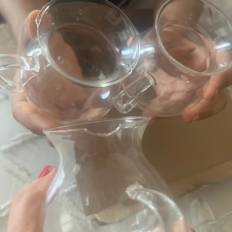 Kırık Çay Bardağı Değişimi Reddedildiği İçin Mağduriyet