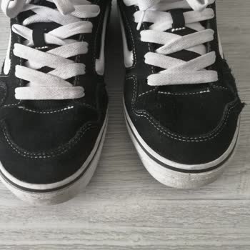 Vans Ayakkabıda Erken Delinme Ve Mağazanın Fiziksel İnceleme Reddine Karşı İtiraz