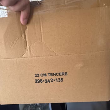 Kırık Tencere Ve Hasarlı Kutu İçin Değişim Ve İade Talebi