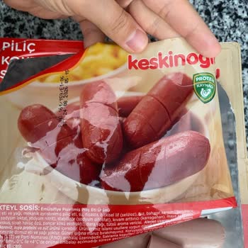 Keskinoğlu Piliç Kokteyl Sosisinde Renk Ve Koku Değişikliği Gıda Güvenliği Endişesi