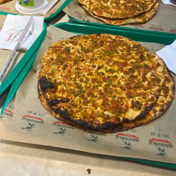 Hacıoğlu Lahmacun Yanık Lahmacun ve Saygısızlık