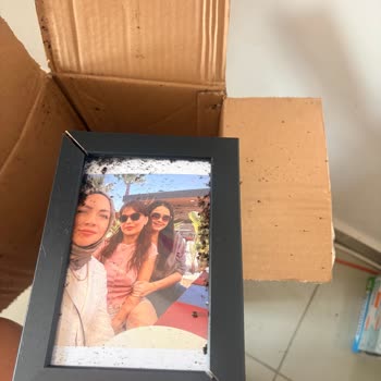Kırık Çerçeveli Fotoğraf İçin İade Talebi