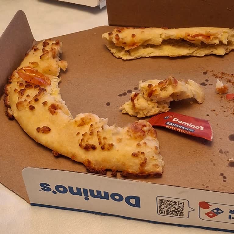 Açılmamış Ve Yanmış Pizzalar İçin Ücret İadesi Talebi
