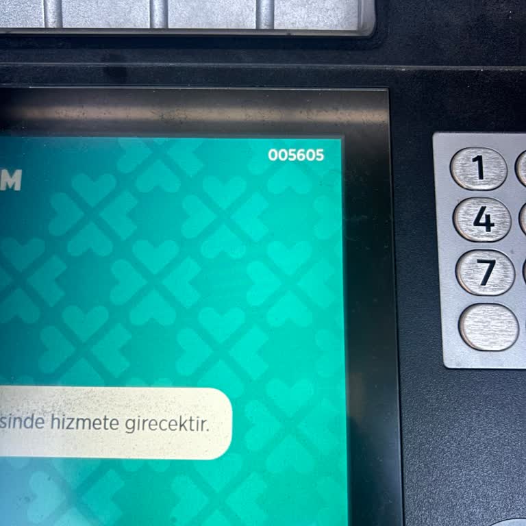 ATM'de 38 Bin TL Para Yatırma İşlemi Sıkıştı Hesaba Geçmedi