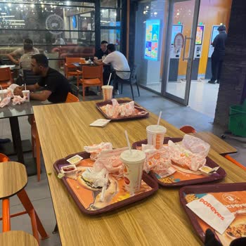 Popeyes Kayseri Bahçelievler Şubesinde Kirli Ortam, İlgisiz Personel Ve Uzun Bekleme Süresi