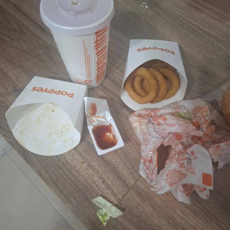 Siparişte Kola Eksikliği Ve İletişim Sorunu