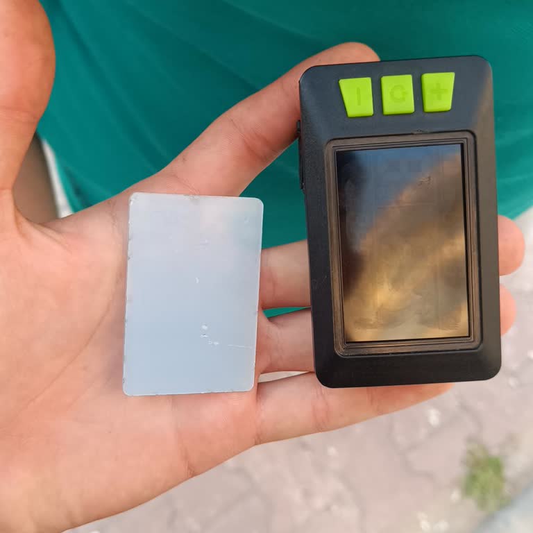 RKS Motor Ekran Camı Bulunmuyor