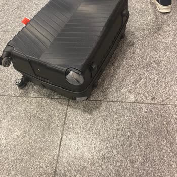 Ağır Bagaj İddiası Nedeniyle Valizlerim Hasar Gördü, Sunexpress Sorumluluğu Reddetti