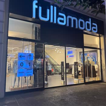 Fulla Moda Erken Kapanma Ve Saygısız Personel Davranışı