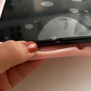 Kırılmaz Cam Koruyucu Olmasına Rağmen Tablet Ekranı Kırıldı, Garanti Kapsamında Çözüm Talebi