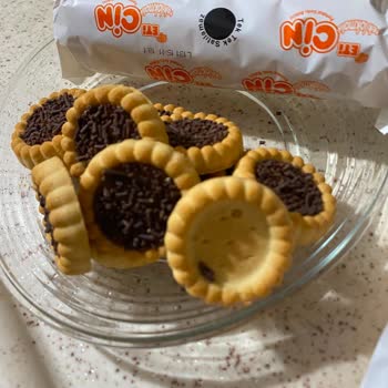 Eti Cinde Jöle ve Çikolata Parçaları Yoktu