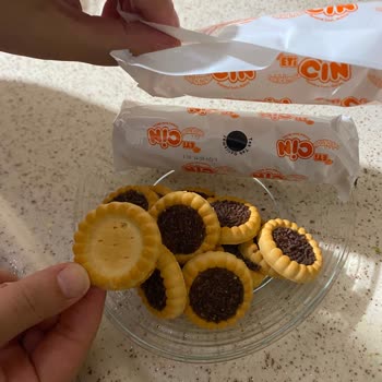 Eti Cinde Jöle ve Çikolata Parçaları Yoktu